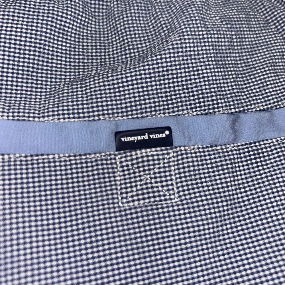 Vineyard  Vines Men's  Seersucker  Swim Trunks Size XL Blue Plaid Textured‎